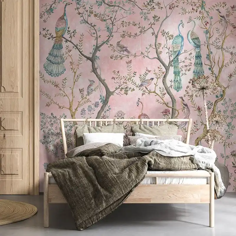Peacock Chinoiserie in Ros√©, VLAdiLA Tapet cu design Chinoiserie - Pauni si flori delicate Retur ușor