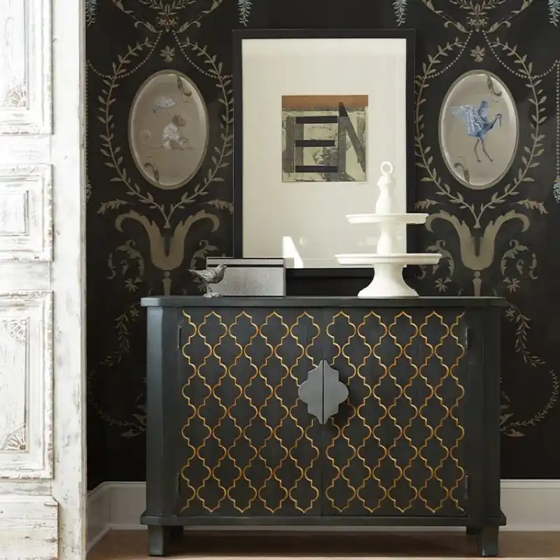 Royal Animals Black, VLAdiLA Tapet elegant cu motive florale și animale regale pe un fundal negru Ofertă specială