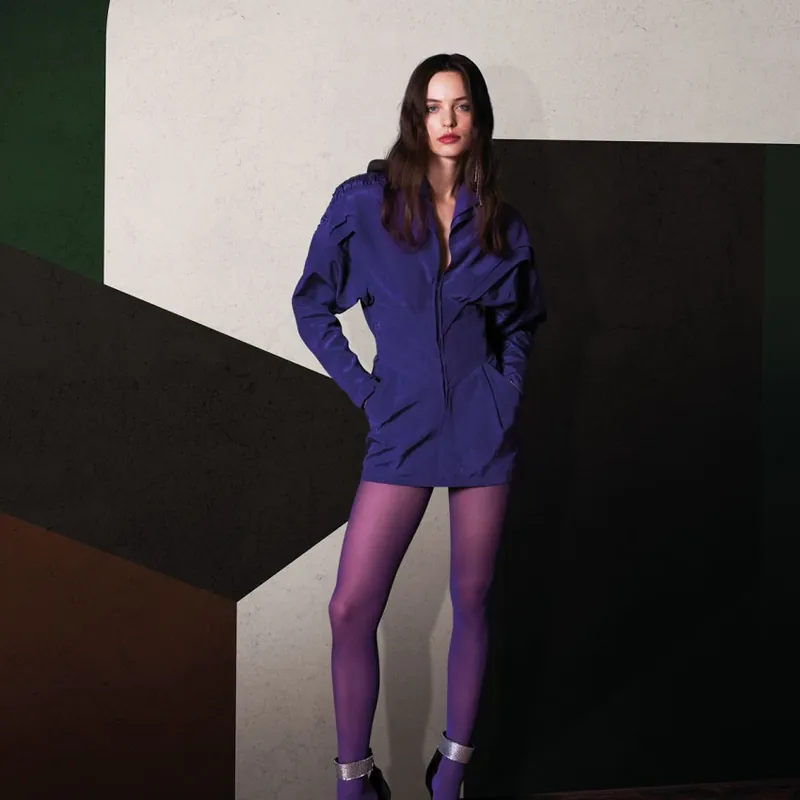 Giopagani / Sitting on the Top of the World (verde), Londonart Tapet modern cu design geometric Promoție