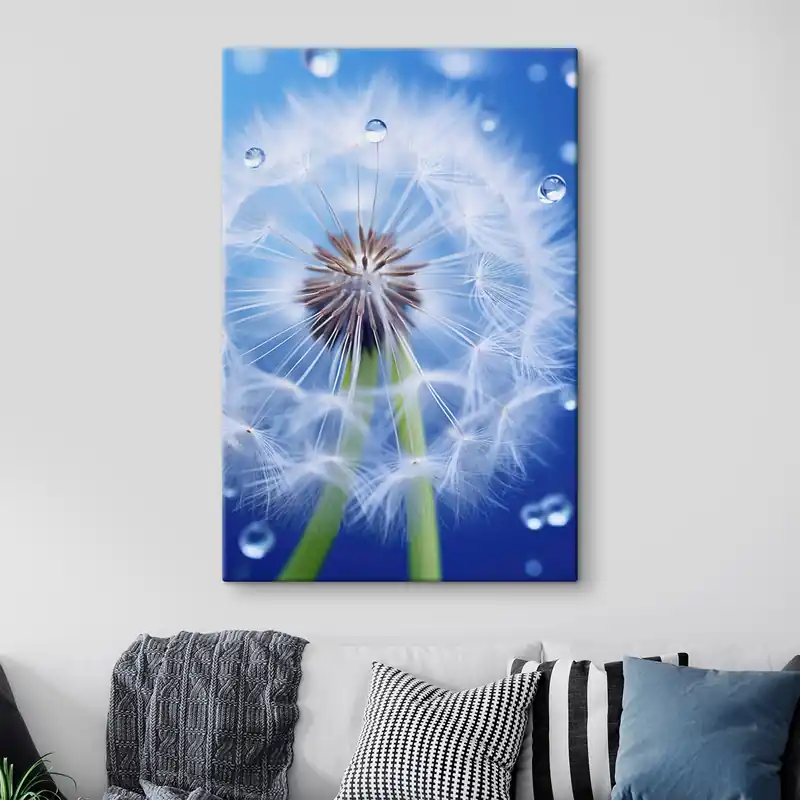 Livrare expres Pictură pe pânză Macro fotografie a unei păpădii pe un fundal albastru Nr s45517