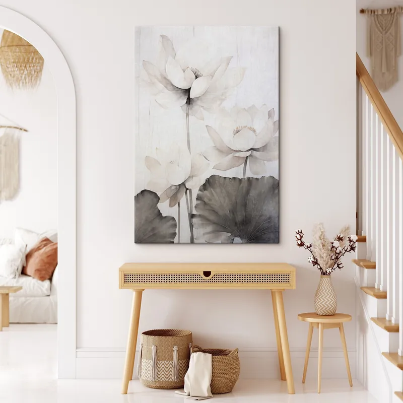 Cumpărături sigure Pictură pe pânză Flori de lotus albe texturate cu frunze întunecate, fundal deschis, design minimalist Nr s45936