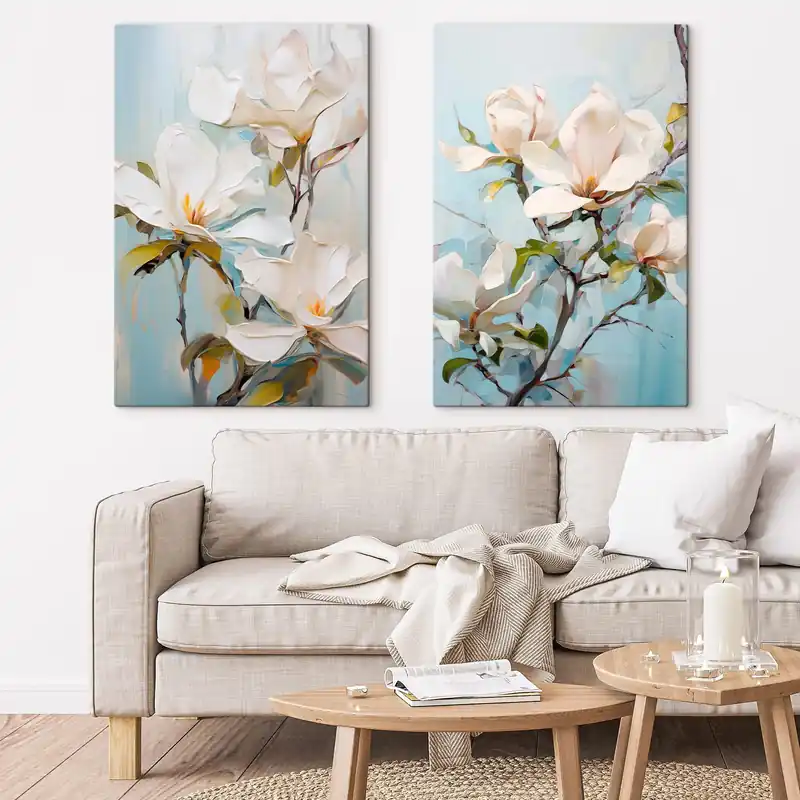 Ultima șansă Pictură pe pânză Flori albe de magnolie, fundal albastru deschis cu tușe delicate, stil pictură în ulei, textură impasto Nr m00881