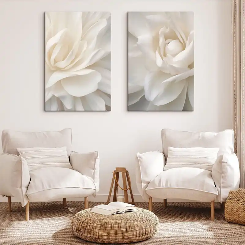 Pictură pe pânză Floare albă abstractă cu petale delicate, stratificate, artă minimalistă Nr m01120 Ultima șansă