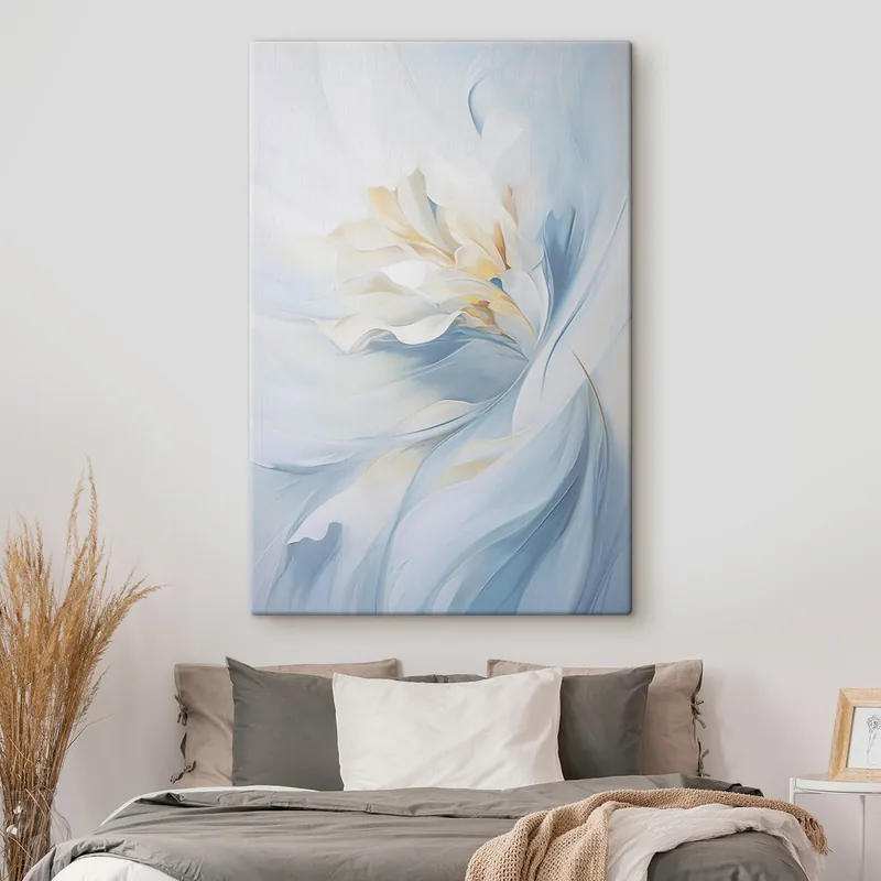 Pictură pe pânză Petale abstracte, delicate, translucide, care se învârt spre interior, cu o iluminare moale și o textură picturală. Nr s47436 Reducere