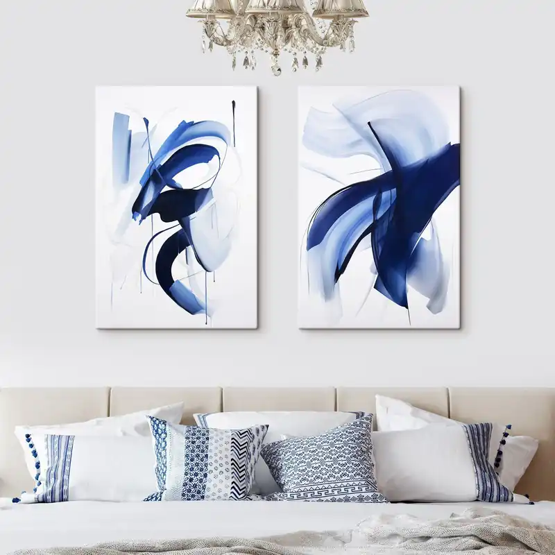Calitate înaltă Pictură pe pânză Forme abstracte albastre asemănătoare cu pensulele, cu linii și curbe fluide pe fond alb, artă modernă Nr m01240