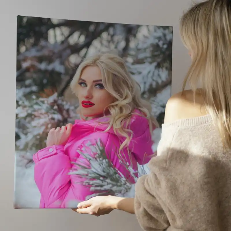 Pictură pe pânză Un cadou sub forma unui tablou realizat după o fotografie pentru o fată Nr s47168 Calitate înaltă