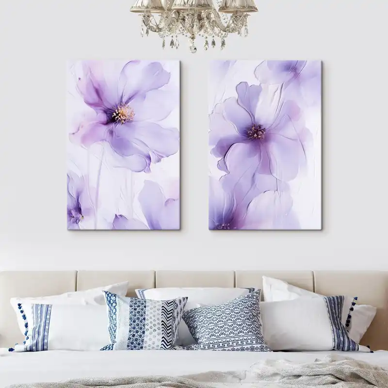 Pictură pe pânză Flori delicate, cu detalii complexe și un fundal alb cu textură Nr m30676 Reducere specială