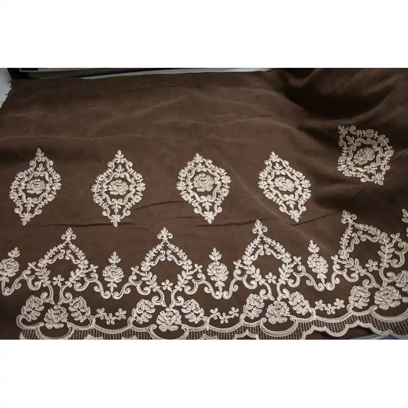 Cumpără online Draperie Soft Brodat - Maro