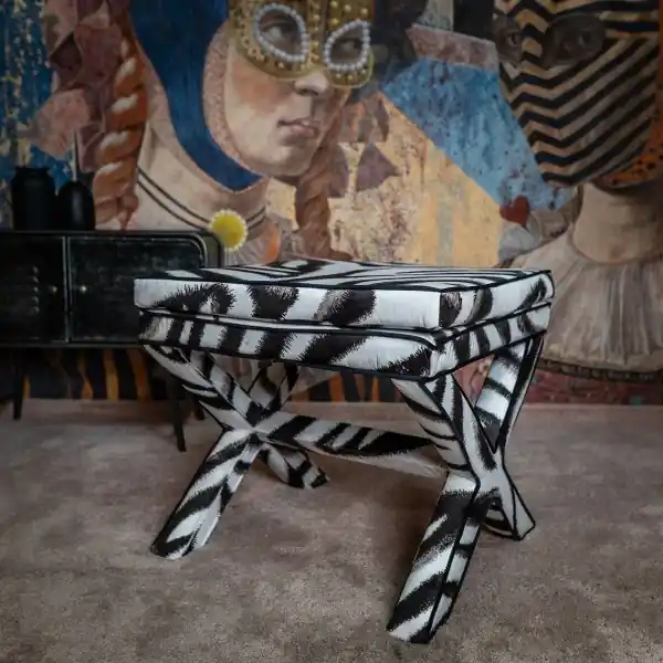 Preț promoțional Taburet Nox Zebra