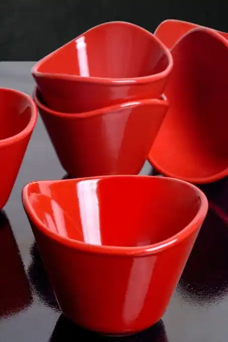 Set boluri ceramice, 6 bucati Tigela Rosu 7.1x11x7.1 cm Comandă acum