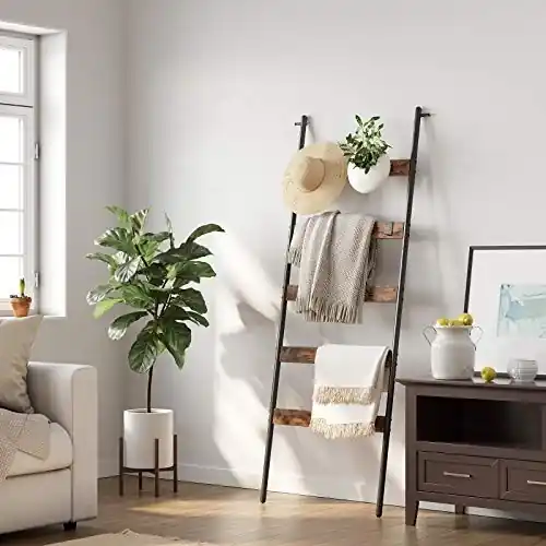 Cuier prosoape tip scara, Vasagle, Antic-Negru, 60x176 cm Promoție