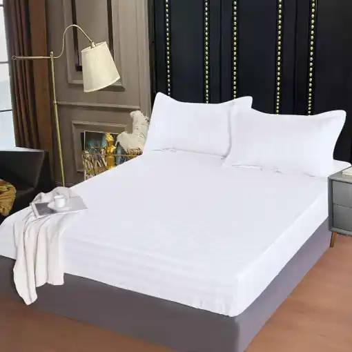 Cearsaf cu elastic 160x200 cm si 2 Fete de Perna Damasc, Atlas V14 Alb (Finet) Doar azi