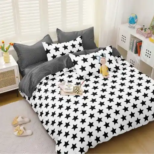 Doar azi Lenjerie Black Stars 4 piese (Bumbac Satinat)
