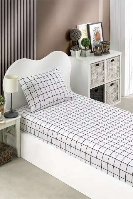 Cearsaf cu elastic si fete de perna Model Artus Black Bestseller