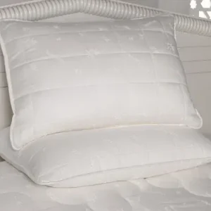 Promoție Perna Model Bambu