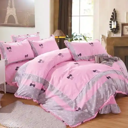 Lenjerie cu Broderie si Volanase Pink Ribbon, 4 Piese (Finet) Livrare expres
