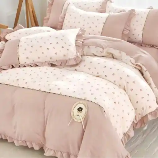 Lenjerie Finet cu Broderie si Volanase, 4 Piese Melor Rose Livrare expres