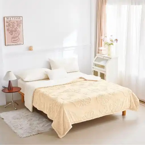 Ofertă de sezon Patura Cocolino cu Blanita 200x230 cm - Velvet Butterflies V2